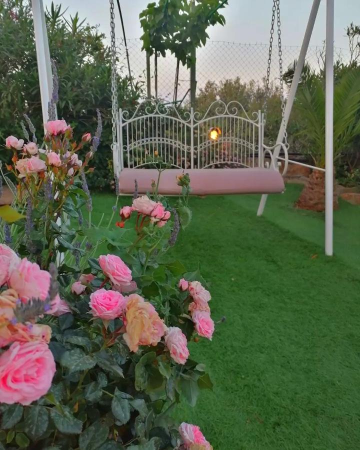 Kroustas Traditional Windmill-Milos מראה חיצוני תמונה